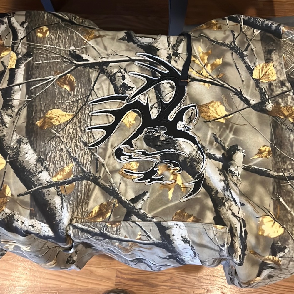 Legendary whitetail hoody